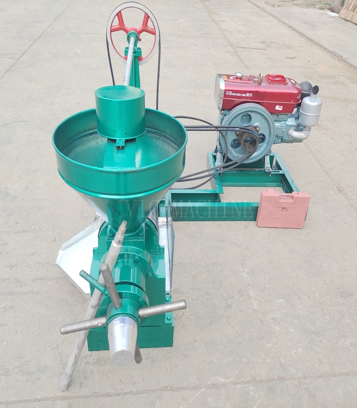 200 model diesel engine oil press (with motor) – AGRIC TECH SHOP
